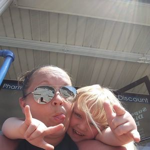 Meet your Posher, Samantha